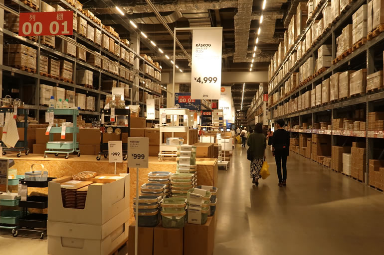 ikea セルフサービスエリア 倉庫