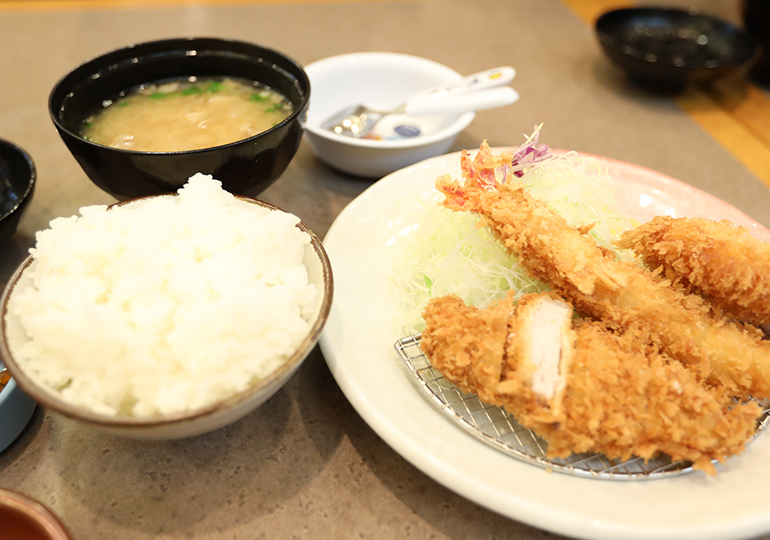 ららぽーと船橋 人気ランチ