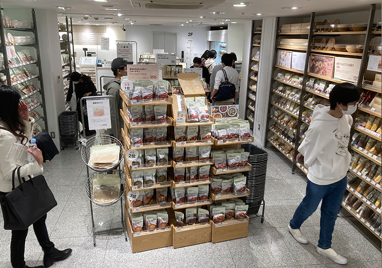 無印新宿　カレー