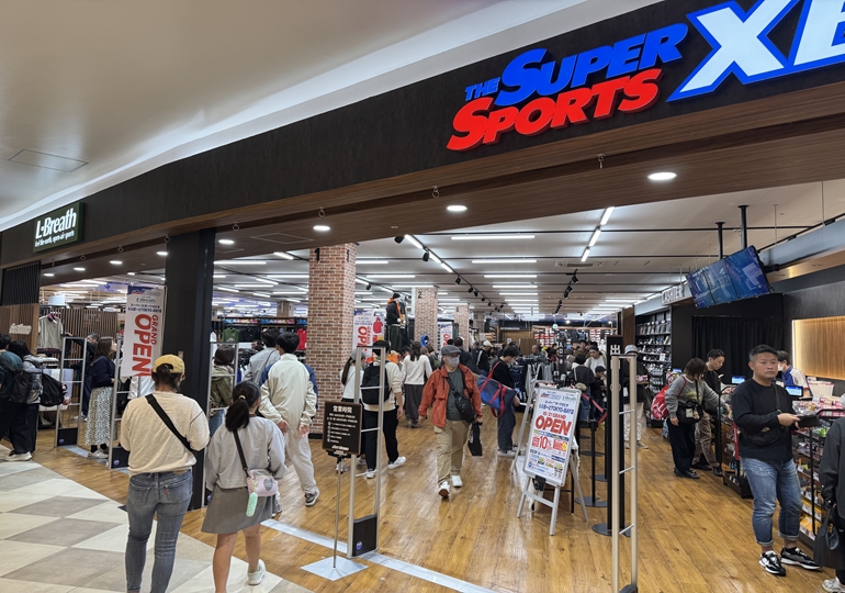 ららぽーと東京ベイ　スポーツゼビオ