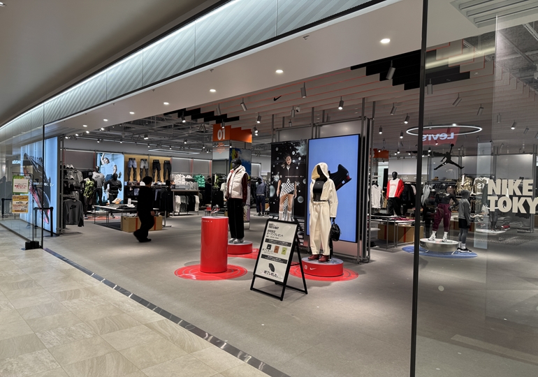 ららぽーと東京ベイ北館　ナイキ