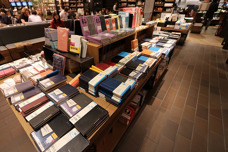 蔦屋書店　二子玉川店
