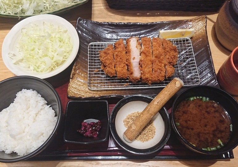 かつ彩 赤毛のデュロック　ロースカツ御膳