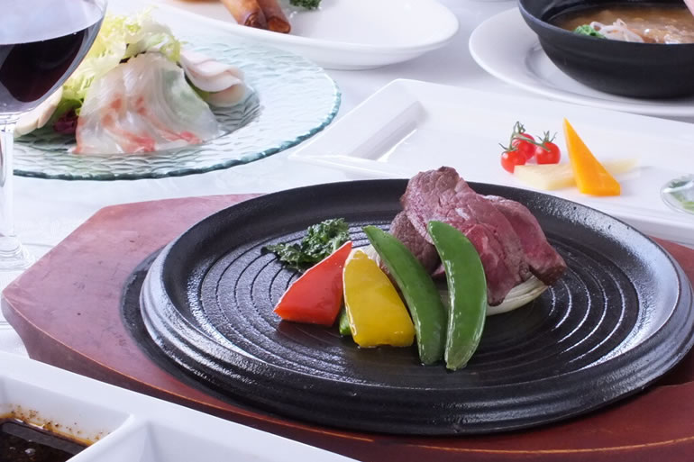 チャイナグリル シェンロン トーキョー／小田急ホテルセンチュリーサザンタワー