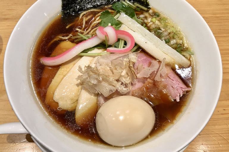 むぎとオリーブ　ラーメン