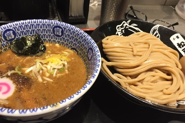 松戸富田麺絆 キッテグランシェ店