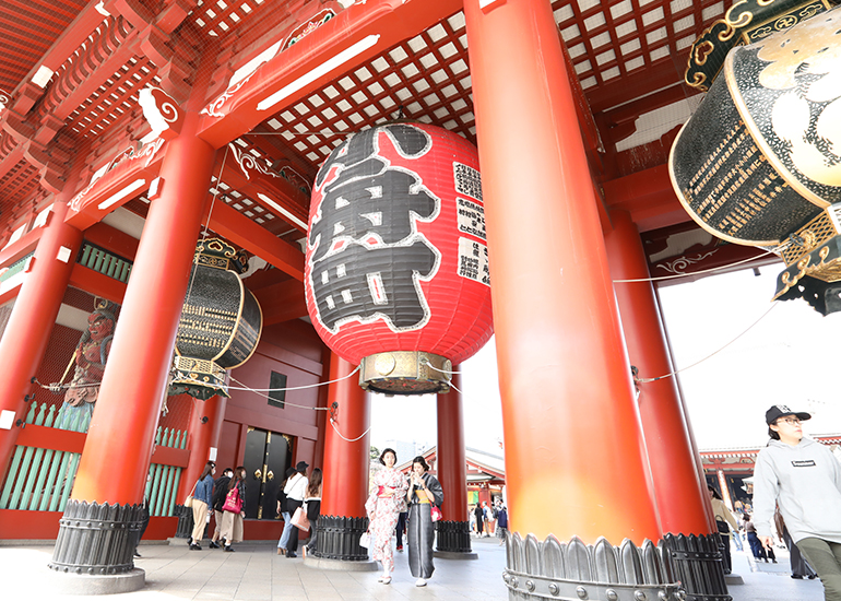 東京でも有数の観光スポット　浅草