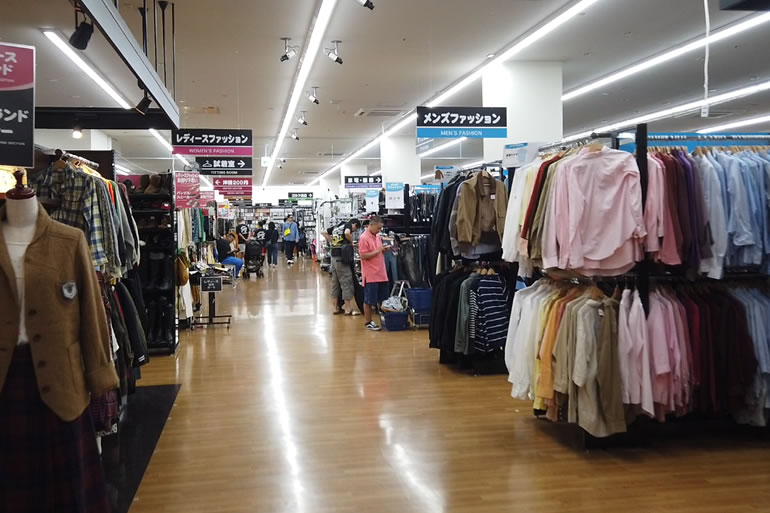 BOOKOFF SUPER BAZAAR ショップス市川店