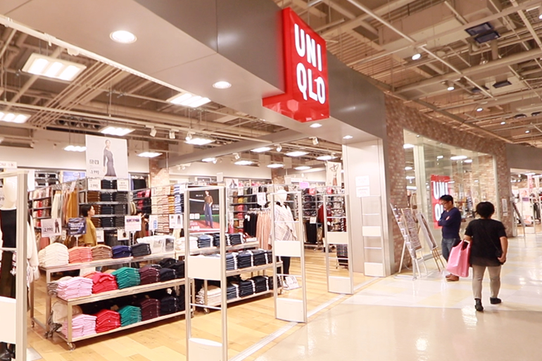 ユニクロ　コルトン店