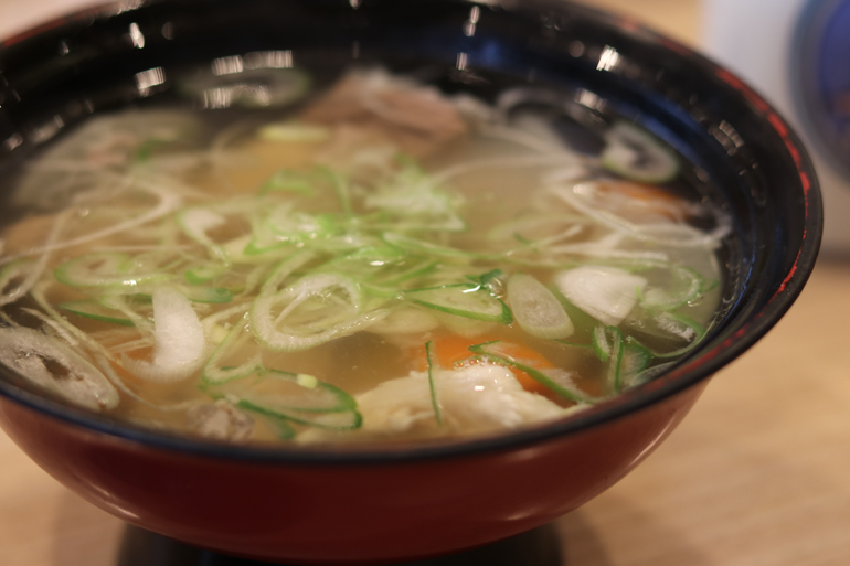 トリトン　みそ汁