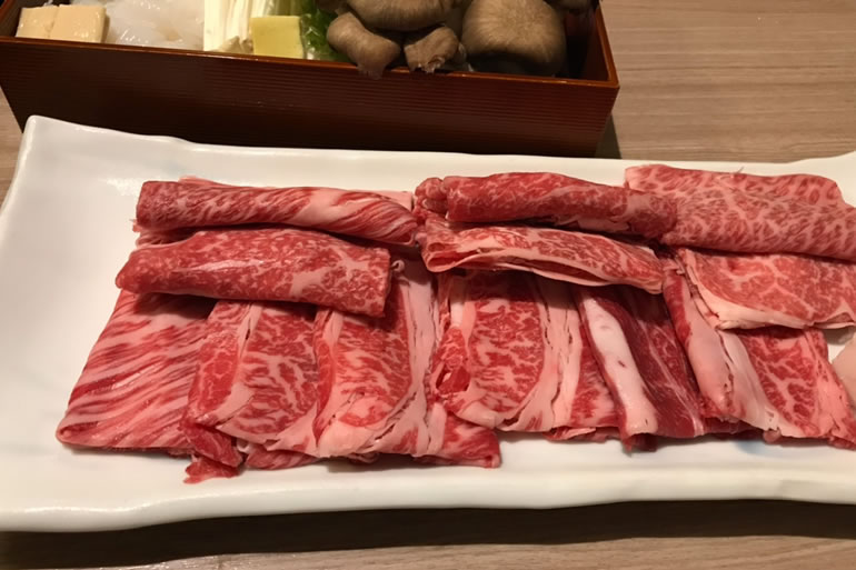 月の宿 紗ら　お肉
